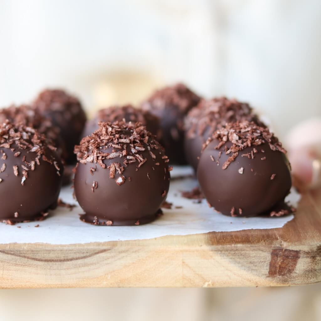 Mini Luksus Romkugler med sorte bønner - glutenfri og vegansk