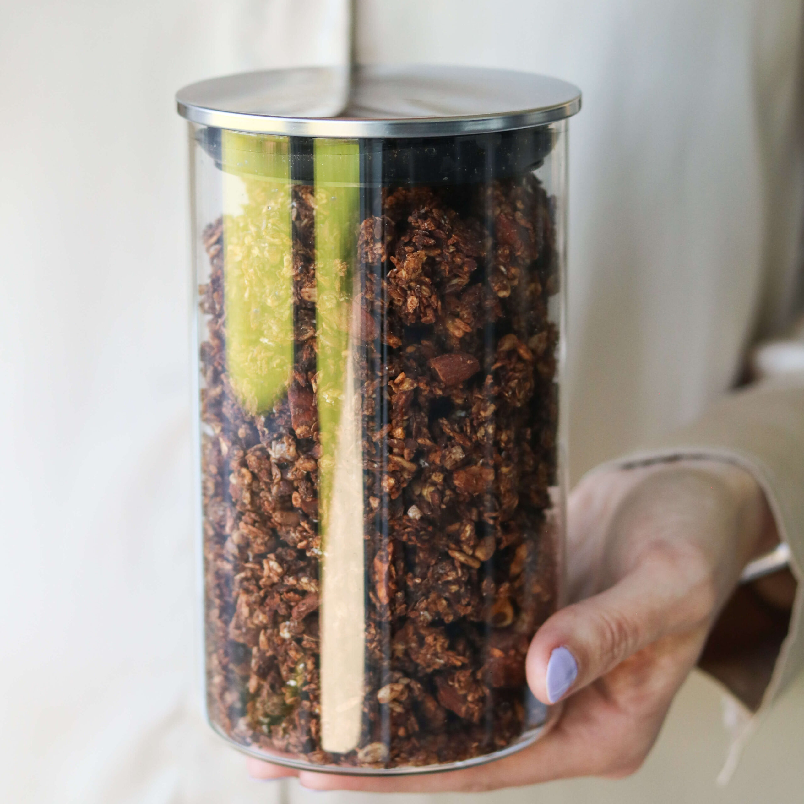 Banangranola med kakao og kokos - uden raffineret sukker, glutenfri og vegansk