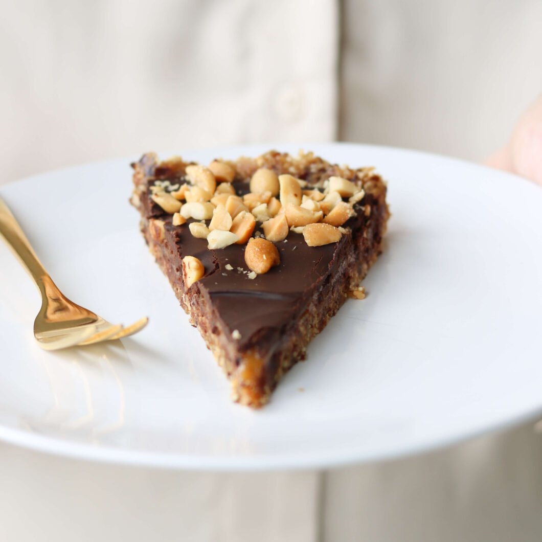 No Bake Snickers Tærte