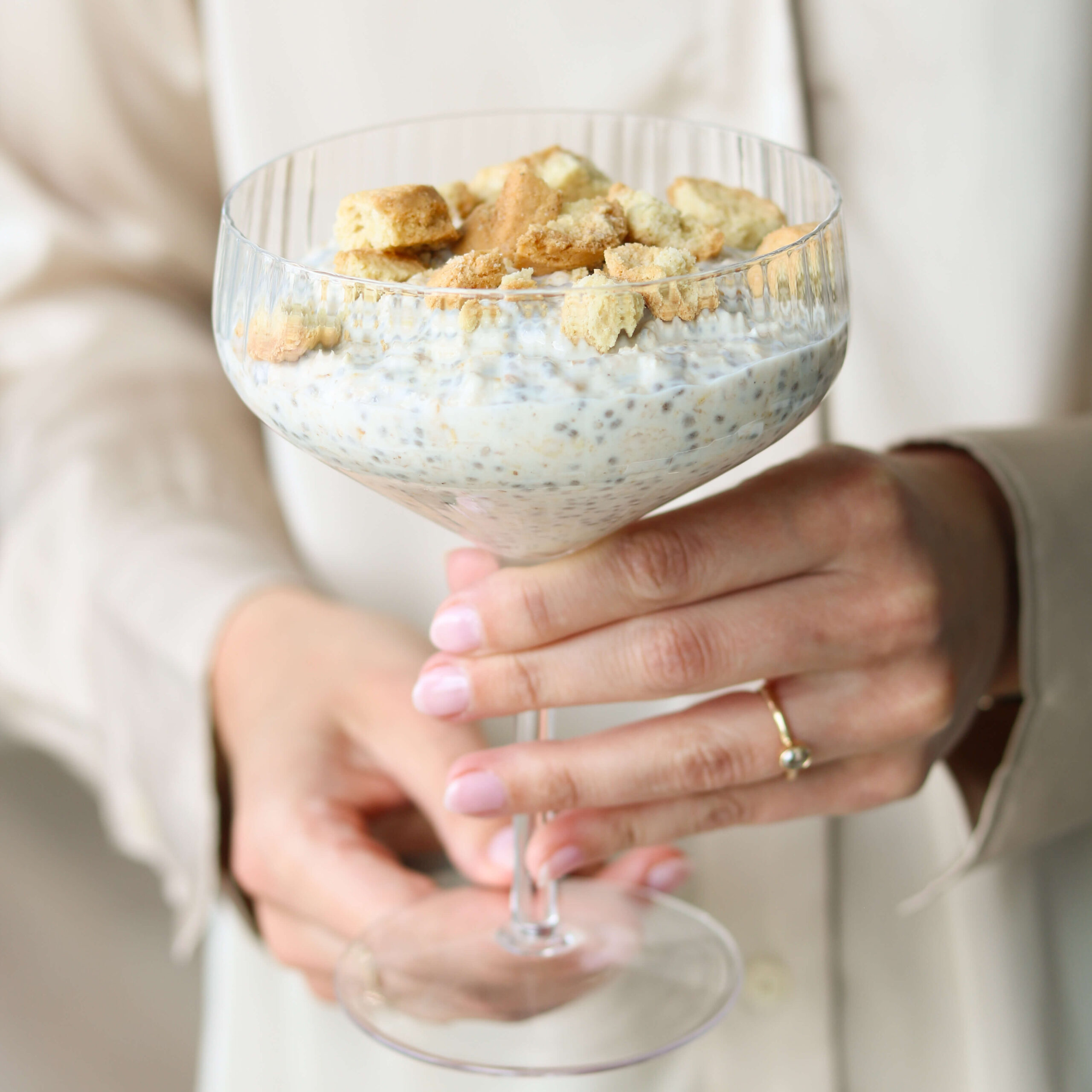Koldskål Overnight Oats – nem sommermorgenmad